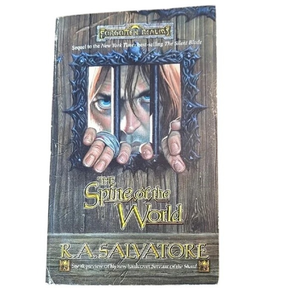 The‎ Spine of the World (Paths of Darkness #2) by R.A. Salvatore - Paperback